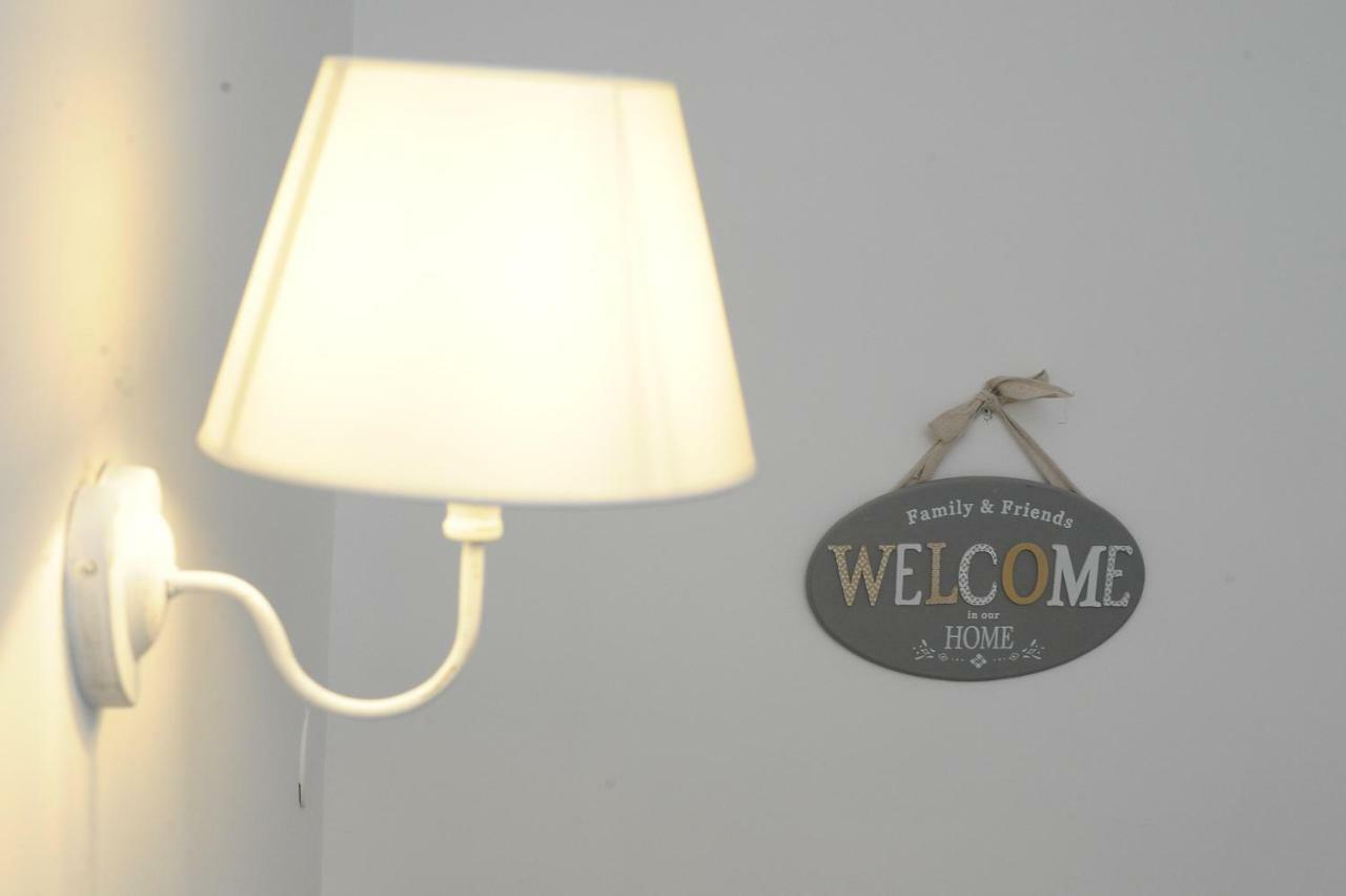 Aduepassi Apartments Manfredonia Bagian luar foto